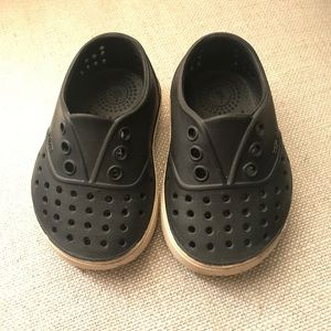 Native Shoes - Size 4